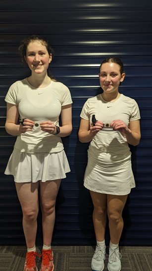 Rachel and Tazeena C' award